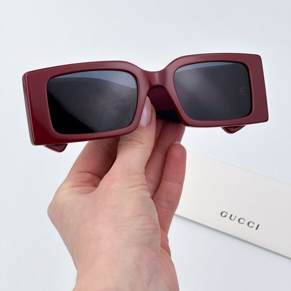 Gucci Men BRAND NEW Sunglasses Burgundy Blue Rectangular GG1860S 003 - Picture 2 of 9